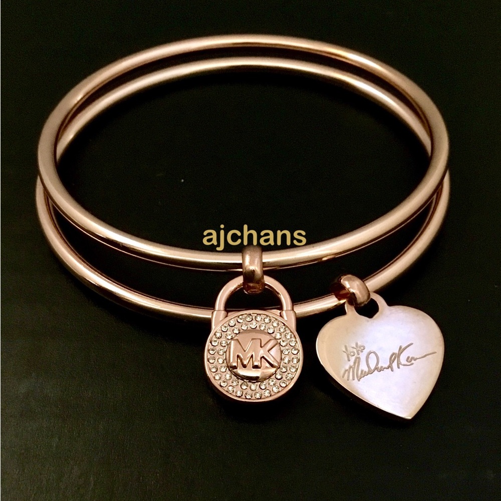 NEW Michael Kors Rose Gold Tone Heart/Lock Charms Bangle Set - Picture 1 of 4